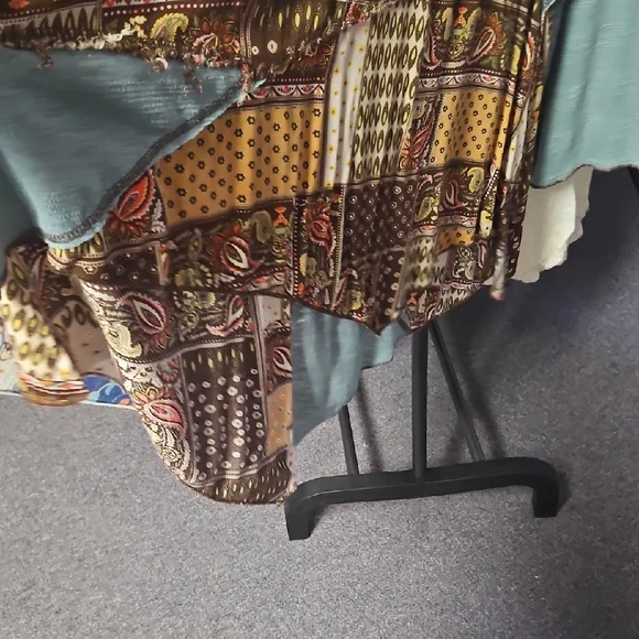 POL Teal and Multicolor Patchwork Blouse - Picture 2 of 8